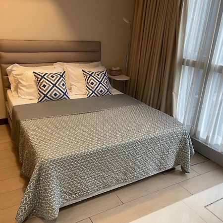 1 Bedroom Condo Uptown Parksuites Bgc, High Floor, Morning Sun 马尼拉 外观 照片