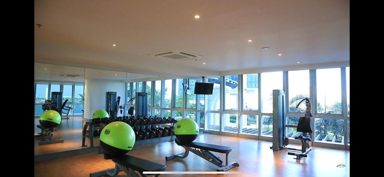 1 Bedroom Condo Uptown Parksuites Bgc, High Floor, Morning Sun 马尼拉 外观 照片