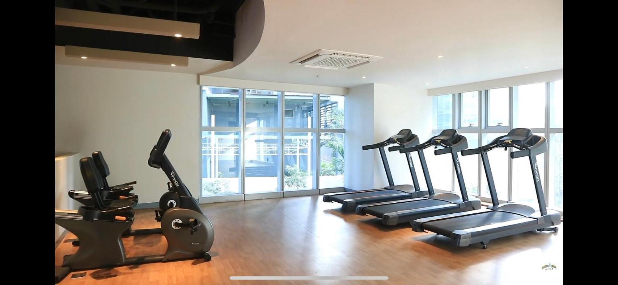 1 Bedroom Condo Uptown Parksuites Bgc, High Floor, Morning Sun 马尼拉 外观 照片