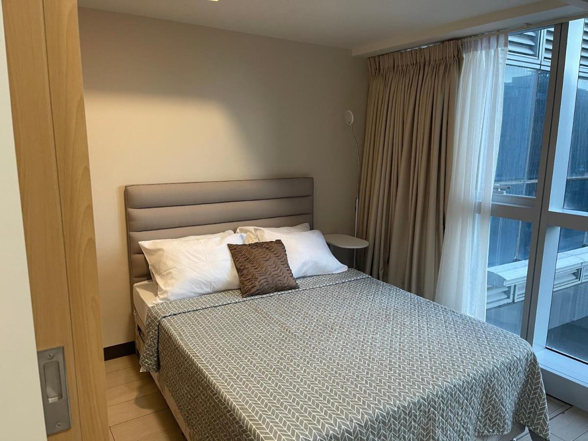 1 Bedroom Condo Uptown Parksuites Bgc, High Floor, Morning Sun 马尼拉 外观 照片