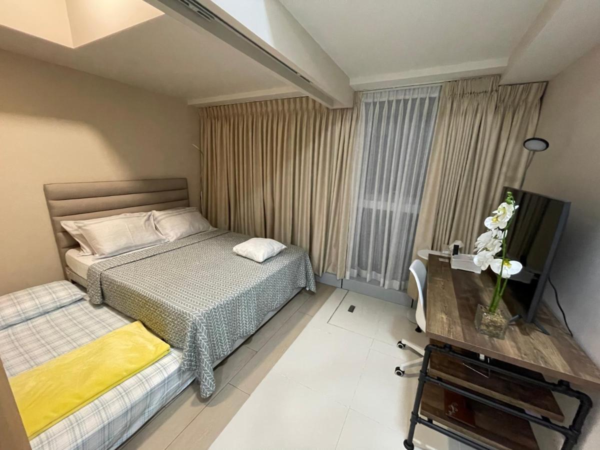 1 Bedroom Condo Uptown Parksuites Bgc, High Floor, Morning Sun 马尼拉 外观 照片