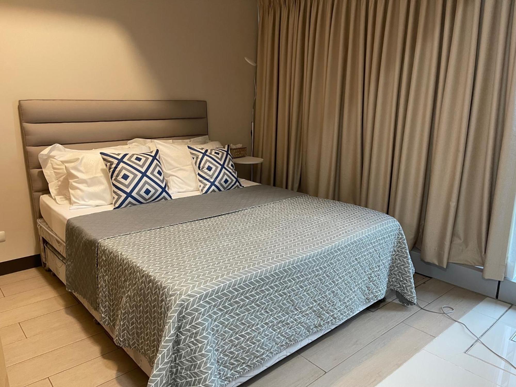 1 Bedroom Condo Uptown Parksuites Bgc, High Floor, Morning Sun 马尼拉 外观 照片